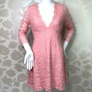 Lulus | Lace 3/4 Sleeve Deep VNeck Dress NWT